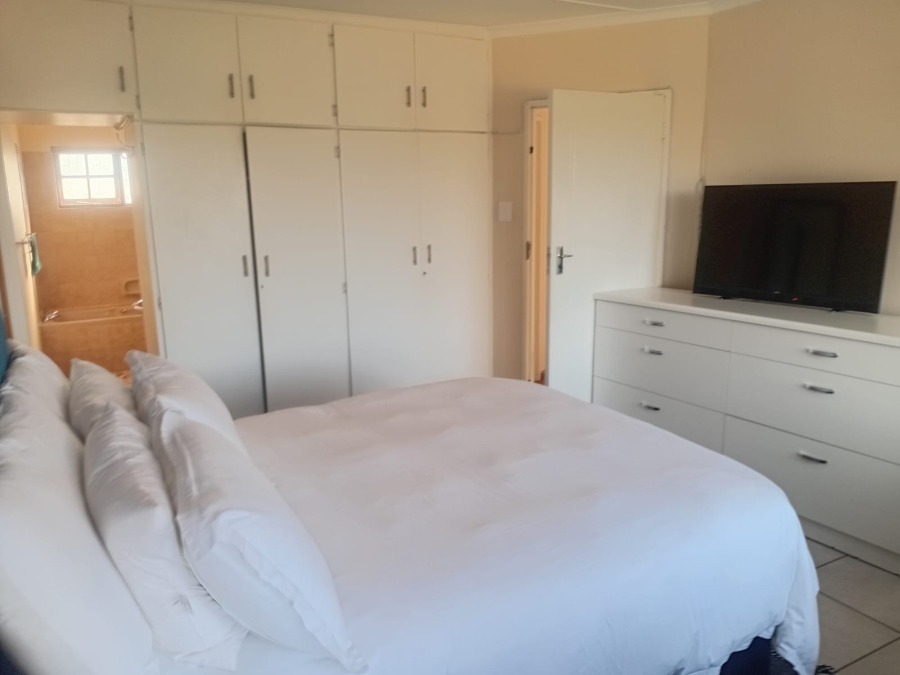 To Let 3 Bedroom Property for Rent in Blue Bend Eastern Cape